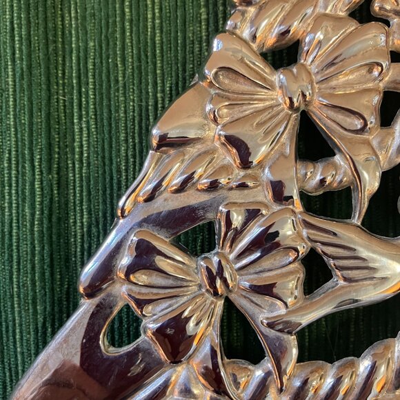 Vintage Silver Plate Christmas Tree - Wall Art/Trivet - - Picture 3 of 13
